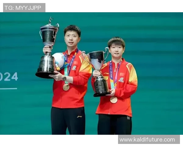 深圳飞盘队的成长之路：从默默无闻到世界攀岩锦标赛的璀璨星辰